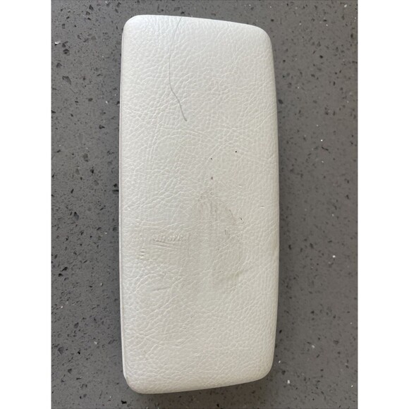 VERSACE WHITE HARD LEATHER CLAMSHELL SUNGLASSES EYEGLASSES CASE 160mmx70mmx55mm - Picture 2 of 11